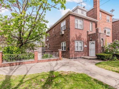 Beach Home Sale Pending in Bronx, New York