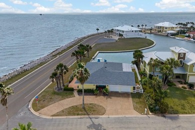 Beach Home For Sale in Rockport, Texas