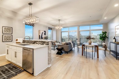 Beach Condo For Sale in Milwaukee, Wisconsin