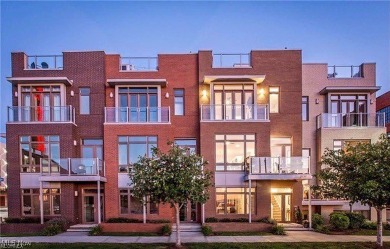 Beach Condo For Sale in Cleveland, Ohio