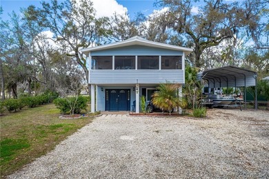 Beach Home For Sale in Homosassa, Florida