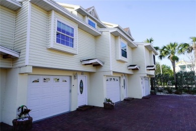 Beach Townhome/Townhouse For Sale in Indian Shores, Florida