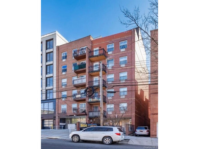 Beach Lot For Sale in Flushing, New York