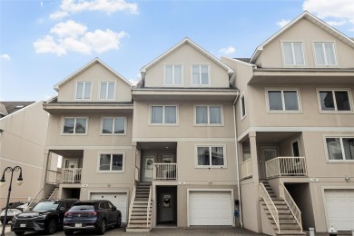 Beach Townhome/Townhouse Sale Pending in Bronx, New York