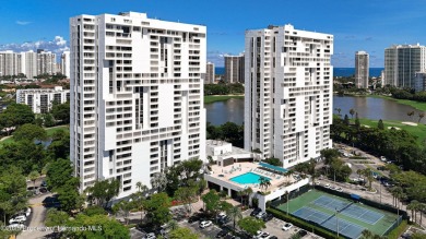 Beach Condo For Sale in Miami, Florida