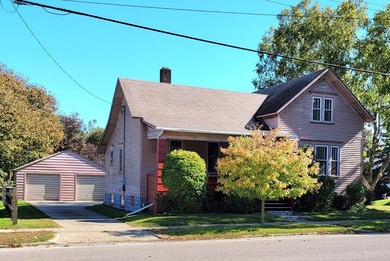 Beach Home Active Under Contract in Manistee, Michigan