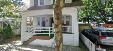 Beach Townhome/Townhouse For Sale in Ventnor, New Jersey