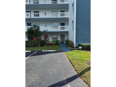 Beach Condo For Sale in Margate, Florida