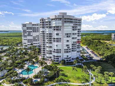 Beach Condo For Sale in Hutchinson Island, Florida