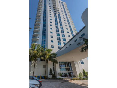 Beach Condo For Sale in North Miami Beach, Florida