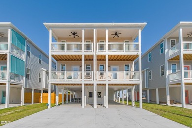 Beach Townhome/Townhouse For Sale in Carolina Beach, North Carolina