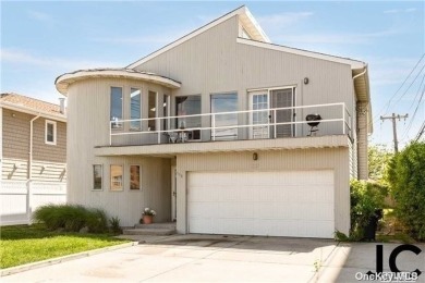 Beach Home For Sale in Long Beach, New York