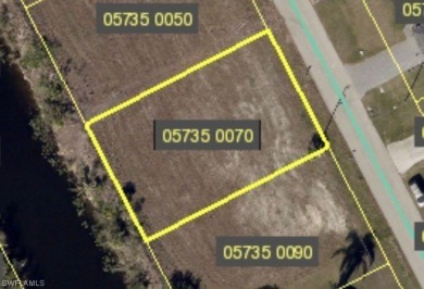 Beach Lot For Sale in Cape Coral, Florida