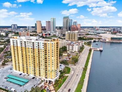 Beach Condo For Sale in Tampa, Florida