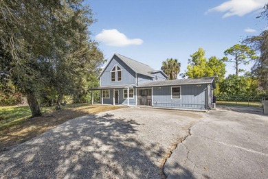 Beach Home For Sale in West Palm Beach, Florida