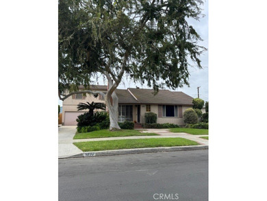 Beach Home Sale Pending in Long Beach, California