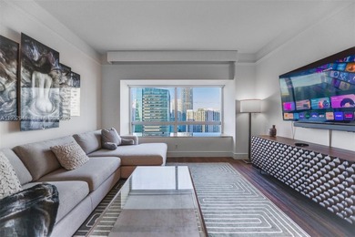 Beach Condo For Sale in Miami, Florida