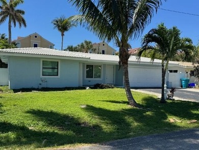Beach Home For Sale in Boynton Beach, Florida
