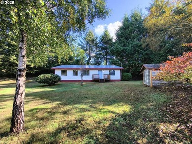 Beach Home For Sale in Coos Bay, Oregon