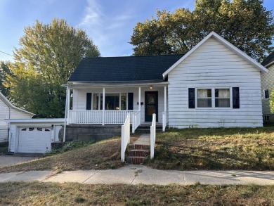 Beach Home For Sale in Manistee, Michigan