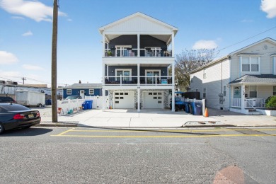 Beach Townhome/Townhouse For Sale in Wildwood, New Jersey