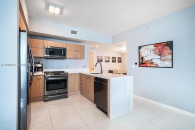 Beach Condo For Sale in Miami, Florida