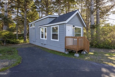 Beach Home For Sale in Depoe Bay, Oregon
