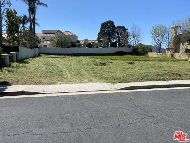 Beach Lot For Sale in Pacific Palisades, California