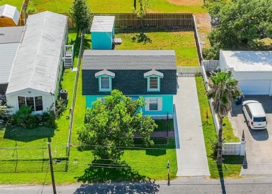 Beach Home For Sale in Rockport, Texas