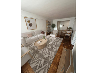 Beach Home For Sale in New Rochelle, New York