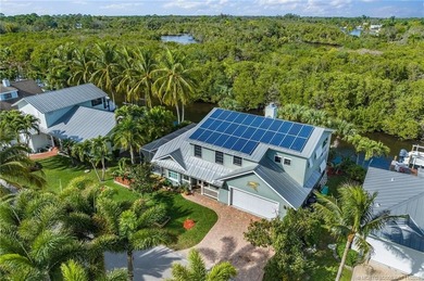 Beach Home For Sale in Stuart, Florida