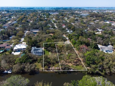 Beach Lot Sale Pending in Sarasota, Florida