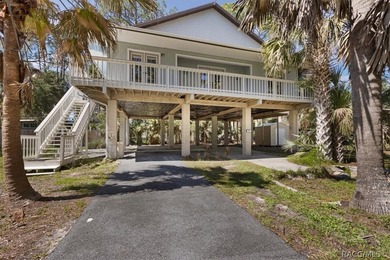 Beach Home For Sale in Yankeetown, Florida