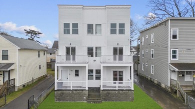 Beach Condo For Sale in Bridgeport, Connecticut