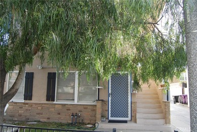 Beach Apartment For Sale in Long Beach, California