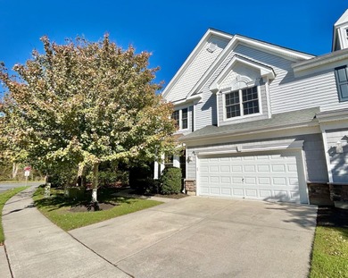 Beach Townhome/Townhouse For Sale in Cape May Court House, New Jersey