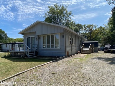 Beach Home For Sale in Caseville, Michigan