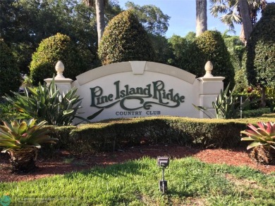 Beach Townhome/Townhouse For Sale in Davie, Florida