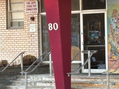 Beach Condo For Sale in Bridgeport, Connecticut