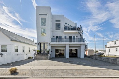 Beach Home For Sale in North Wildwood, New Jersey