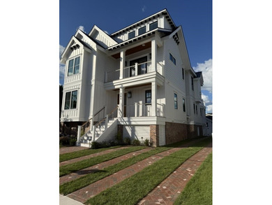 Beach Home For Sale in Avalon, New Jersey