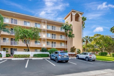 Beach Condo For Sale in Boynton Beach, Florida