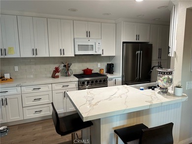 Beach Condo For Sale in Huntington Beach, California