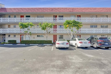 Beach Condo For Sale in Lauderhill, Florida