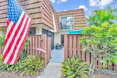 Beach Townhome/Townhouse For Sale in Fort Myers, Florida