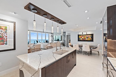 Beach Condo For Sale in Singer Island, Florida