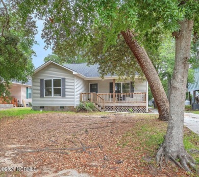 Beach Home For Sale in Oak Island, North Carolina