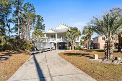 Beach Home For Sale in Oak Island, North Carolina