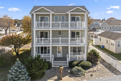 Beach Home For Sale in Villas, New Jersey
