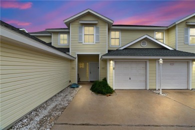 Beach Townhome/Townhouse For Sale in Corpus Christi, Texas